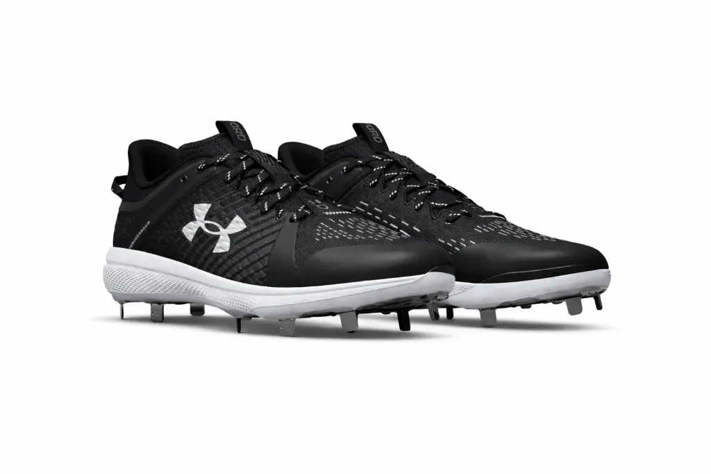 Spikes Under Armour Yard Low